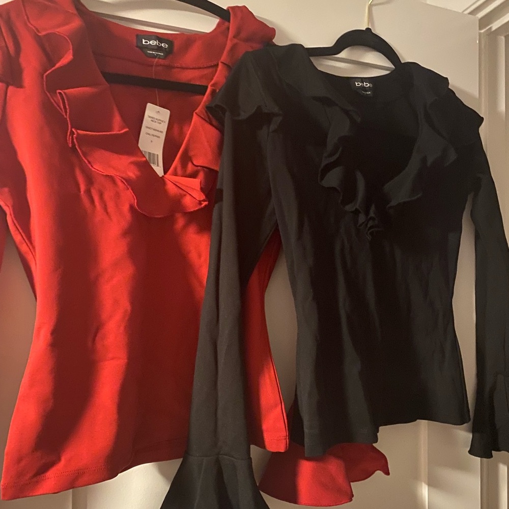 2 Bebe long sleeve tops